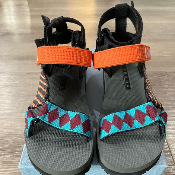 Prada sport nylon printed sandals. - Picture 6 of 6